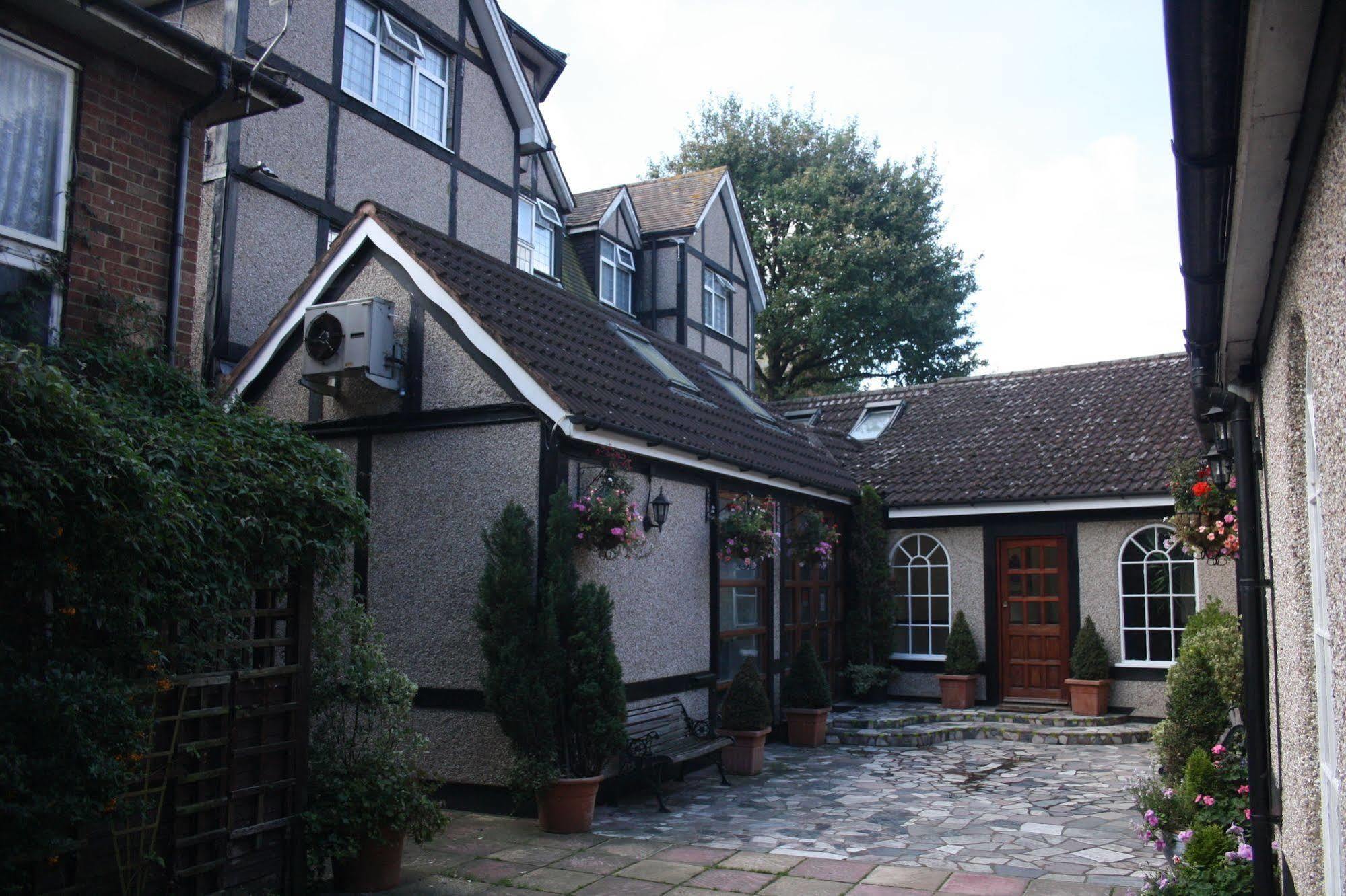Kings Paget Hotel West Drayton  Екстериор снимка