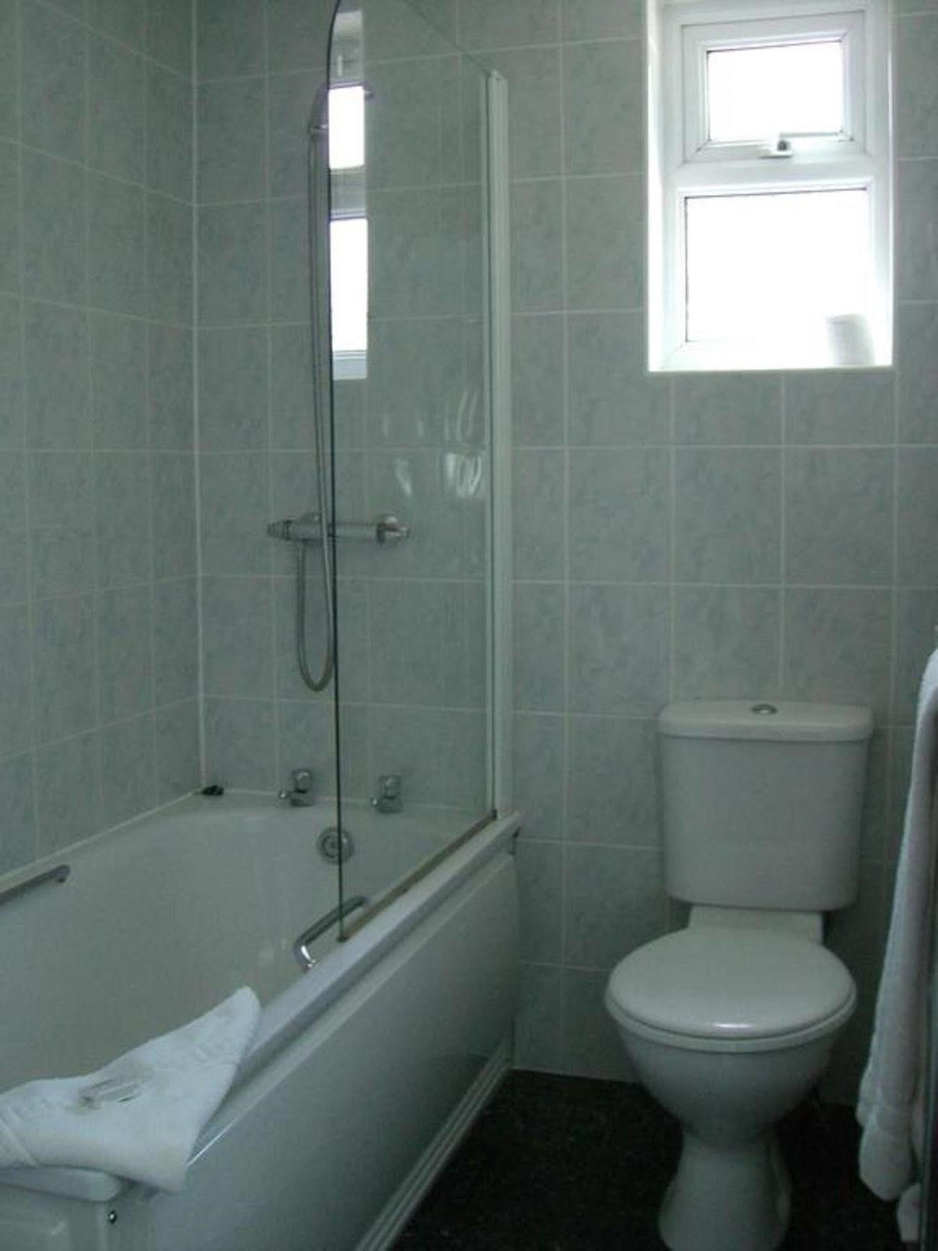 Kings Paget Hotel West Drayton  Екстериор снимка