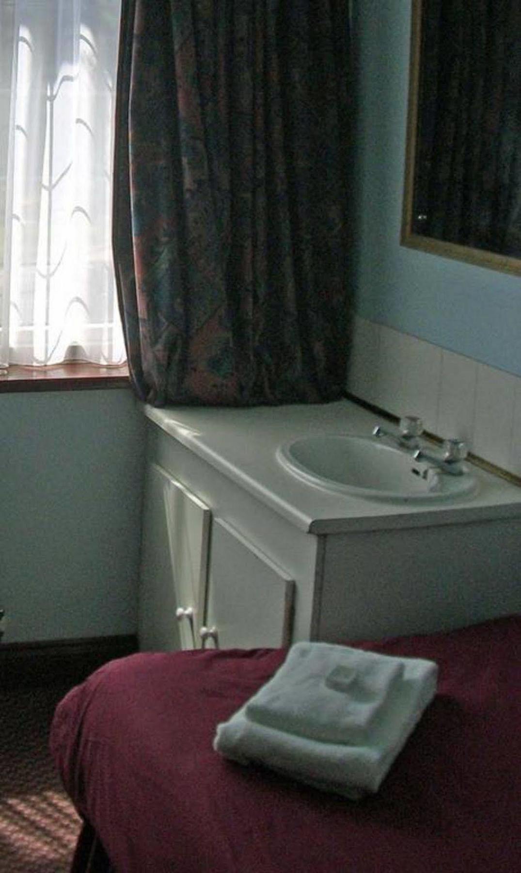 Kings Paget Hotel West Drayton  Екстериор снимка